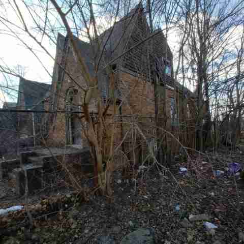 15045 manor (21).jpg